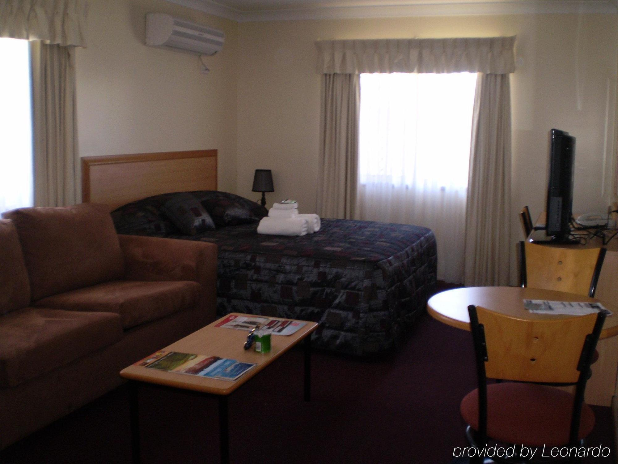 Riviera On Ruthven Motel Toowoomba Quarto foto